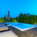 Lavanda With Private Pool * Pulici