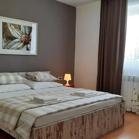 Large In Istria With Private Pool 아파트 Pulici
